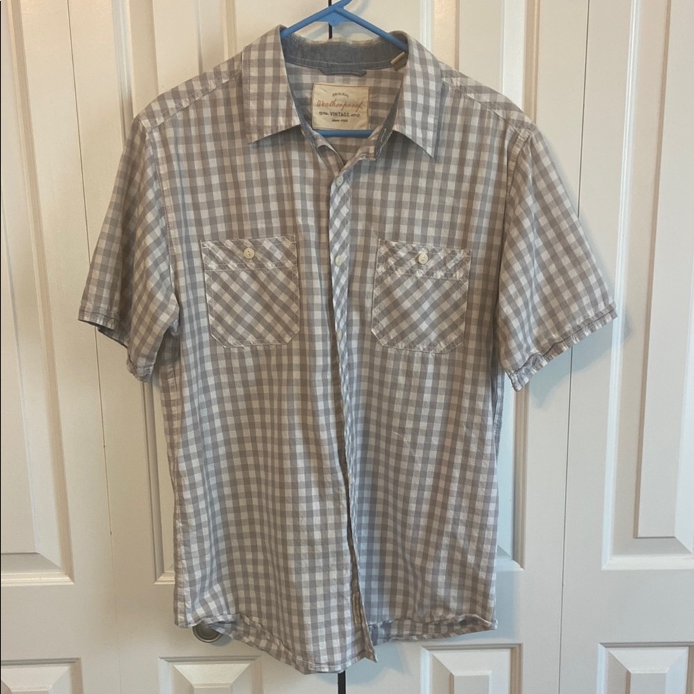 Gray Casual Button Down Shirt with Checkered Pattern